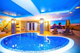 Hotel Alexandrovsky Garden