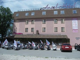 Angel Hotel