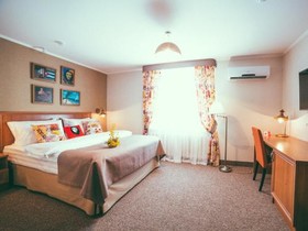 Countries Hotel