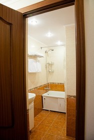 Oktyabrskaya Hotel