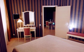 Best City Hotel