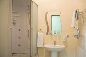 Kristall Hotel