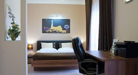 Emerald Hotel