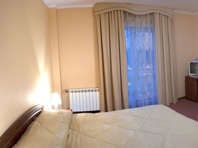 Emerald Hotel