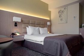 Nesterov Plaza Hotel