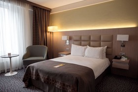 Nesterov Plaza Hotel