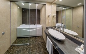Nesterov Plaza Hotel