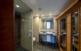 Nesterov Plaza Hotel