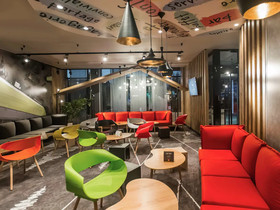 Aviator Hotel