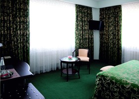 Hotel Ring
