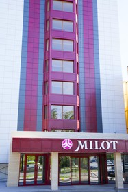 Hotel Milot