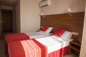 Hotel Milot