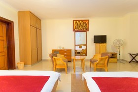 Aberdeen House Boutique Hotel