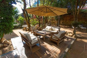 Aberdeen House Boutique Hotel