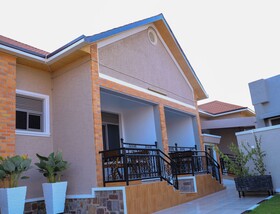 Ally Ngali Motel