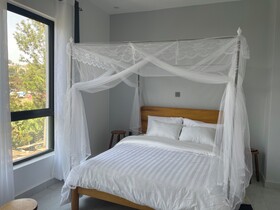 Coalescence Hotel
