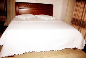 Green View Hotel