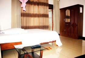 Green View Hotel