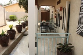 Happy Home & Dine