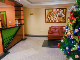 Hill View Hotel & Apartments
