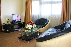 Hill View Hotel & Apartments