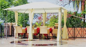 Hill View Hotel & Apartments