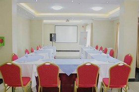 Hill View Hotel & Apartments