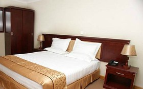 Hill View Hotel & Apartments