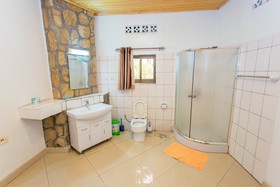 Hotel Iris Guesthouse