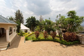 Hotel Iris Guesthouse