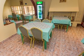 Hotel Iris Guesthouse