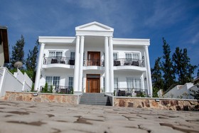 Kasi Apartments
