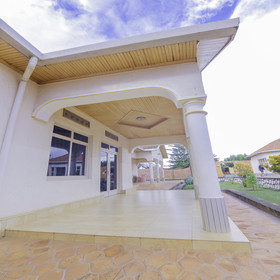 Martin Aviator Hotel