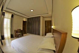 Nandi Residence