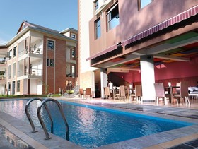 Orient Park Hotel