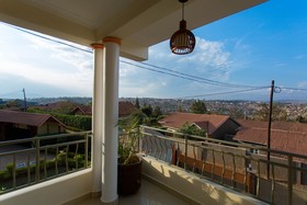 Twinview Apartments