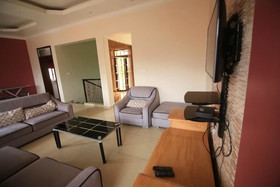 Um Apartments