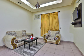 OYO 410 Diamy Apartments