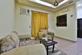 OYO 410 Diamy Apartments