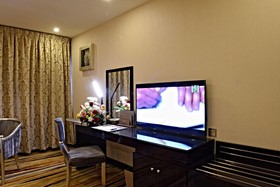 Garden Plaza Hotel