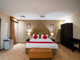 Eastward Hotel by OYO Rooms