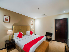 Eastward Hotel by OYO Rooms