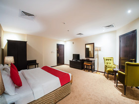 Eastward Hotel by OYO Rooms