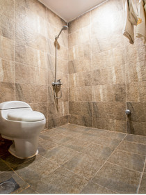Eastward Hotel by OYO Rooms