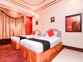 Capital O456 Almansour Grand Hotel