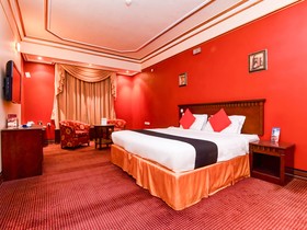 Capital O456 Almansour Grand Hotel