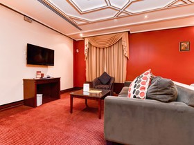 Capital O456 Almansour Grand Hotel