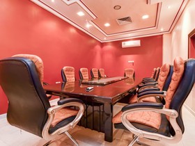 Capital O456 Almansour Grand Hotel