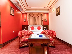 Capital O456 Almansour Grand Hotel