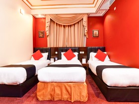 Capital O456 Almansour Grand Hotel